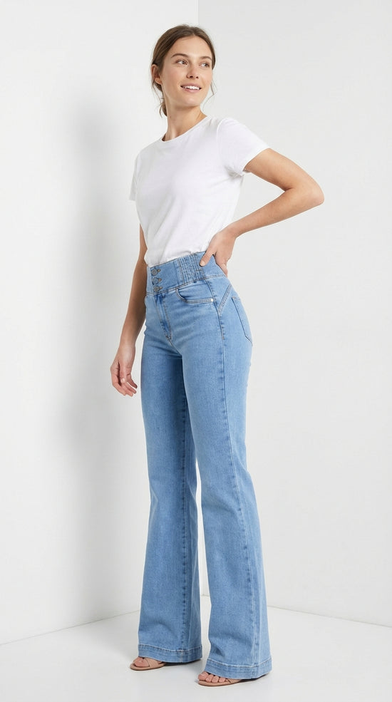 Vaqueros acampanados elásticos de cintura alta