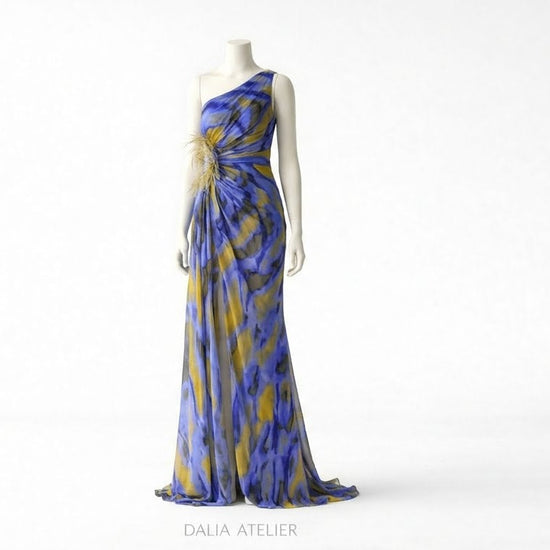 Aylin Vestido Maxi Asimétrico con Estampado Vibrante